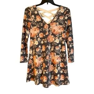 BY & BY, GREY & PEACH FLORAL, MINI DRESS. LONG SLEEVE, FLARE SKIRT. SIZE M
